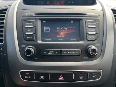 2014 Kia Sorento LX