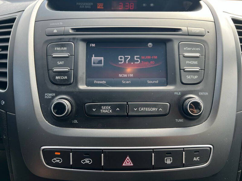 2014 Kia Sorento LX
