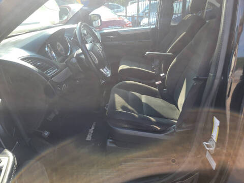 2015 Dodge Grand Caravan SE