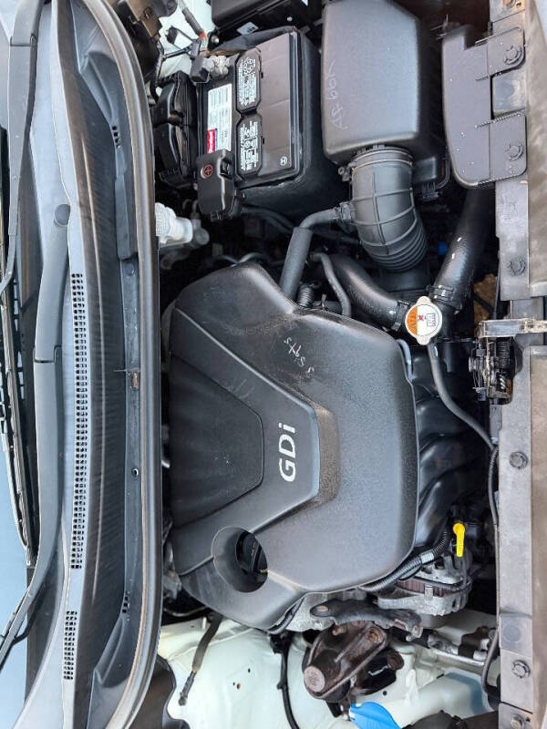 2013 Kia Rio 5-Door LX