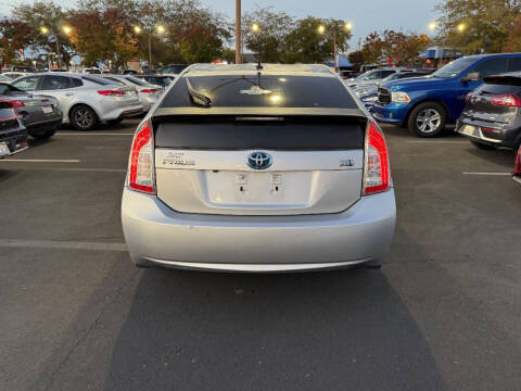 2012 Toyota Prius Two