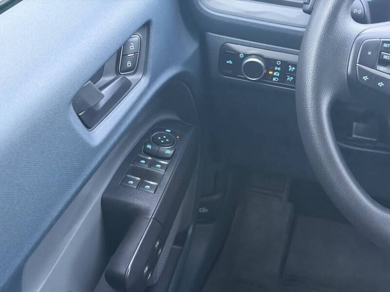 2024 Ford Maverick XL