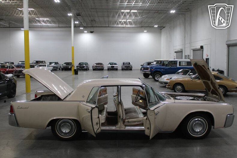 1963 Lincoln Continental