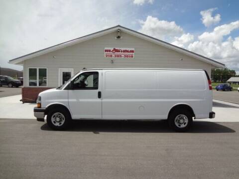 2018 Chevrolet Express for sale at GIBB'S 10 SALES LLC in New York Mills MN