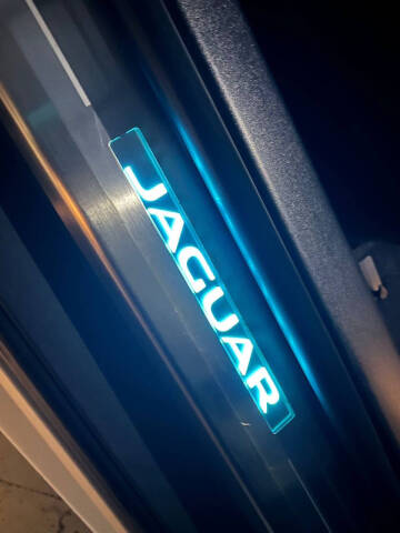 2016 Jaguar F-TYPE R