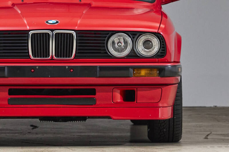 1991 BMW 3 Series 318is