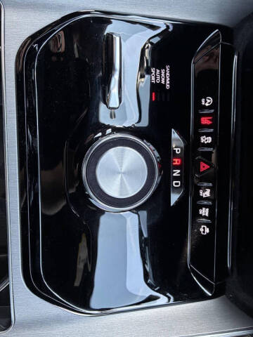 2024 Jeep Wagoneer Carbide