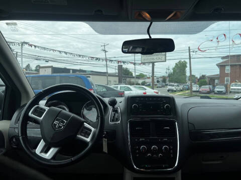 2015 Dodge Grand Caravan SE