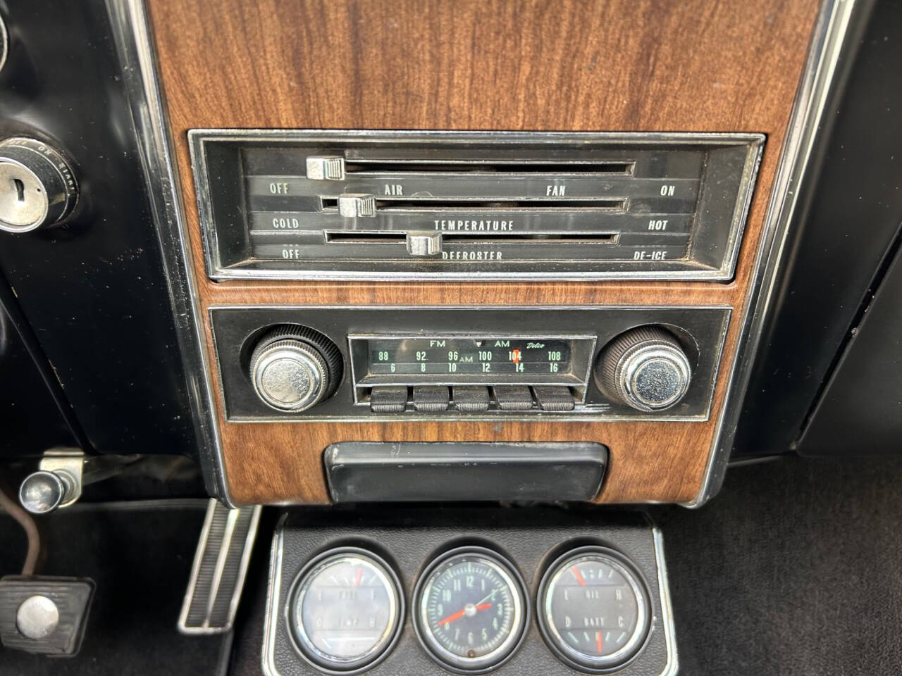 1967 Chevrolet Camaro 43