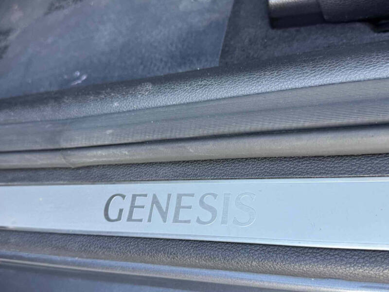 2016 Hyundai Genesis