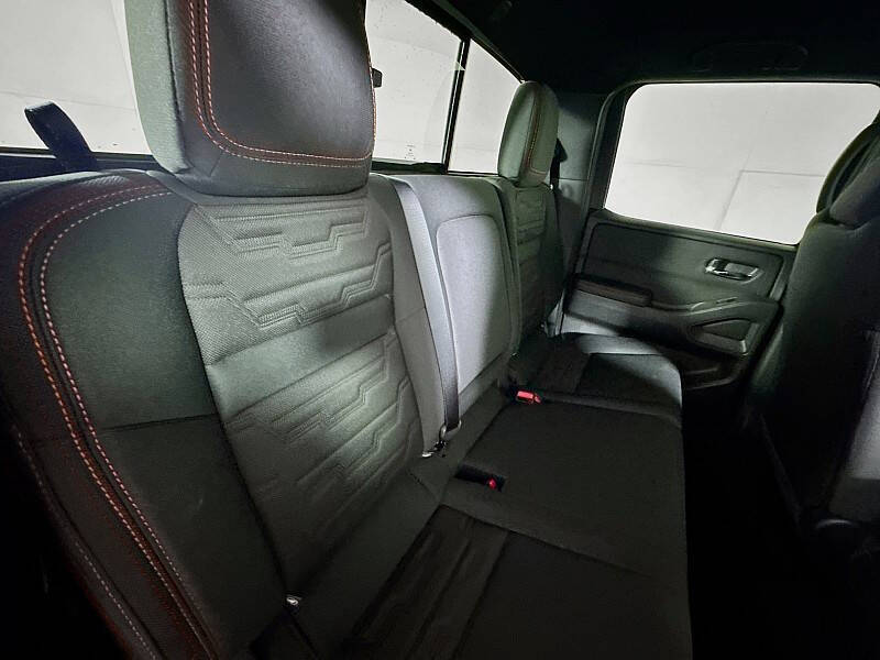 2025 Nissan Frontier