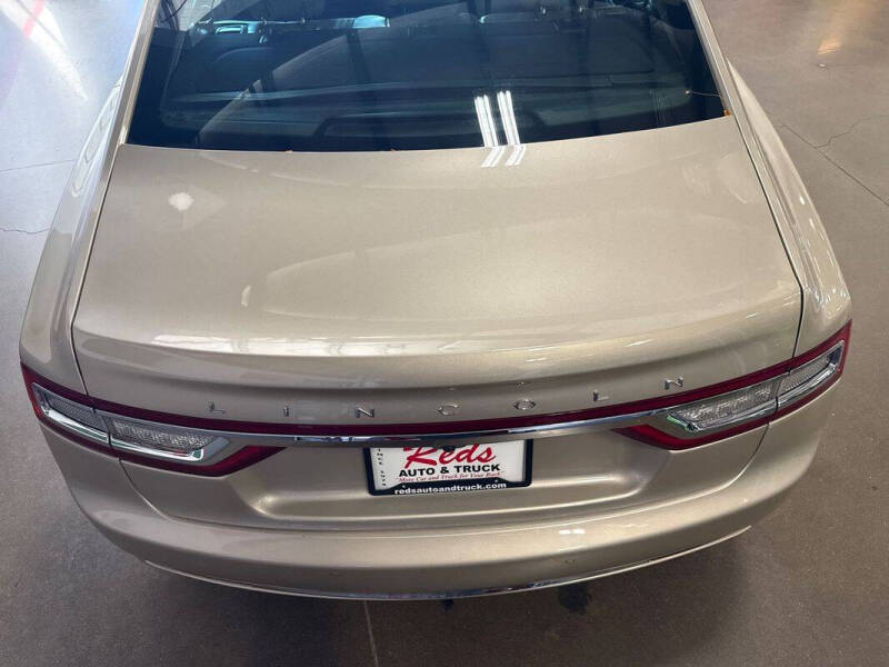 2017 Lincoln Continental Reserve