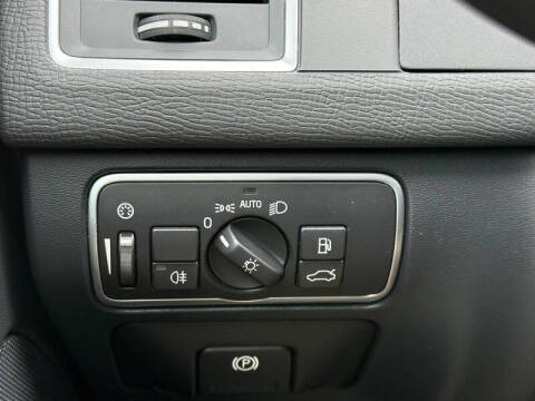 2017 Volvo XC60 T6 Dynamic