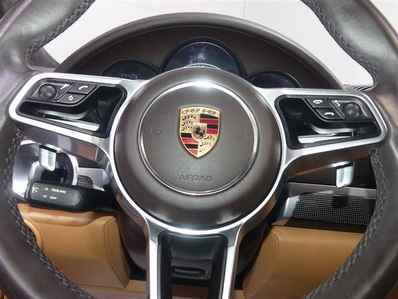 2016 Porsche Cayenne GTS
