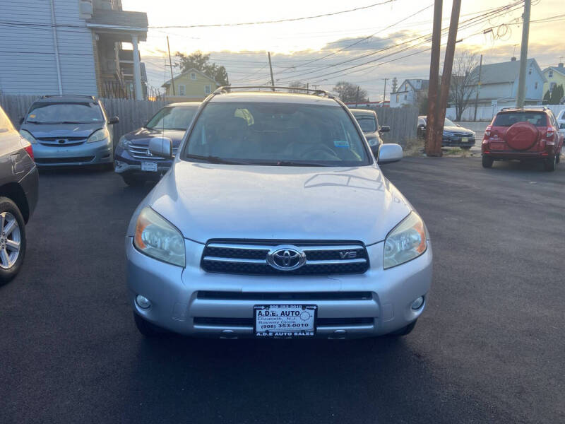 2008 Toyota RAV4 Limited photo 9