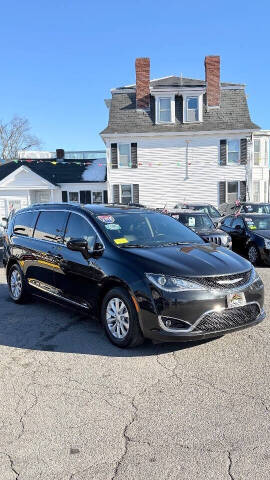 2018 Chrysler Pacifica Touring L