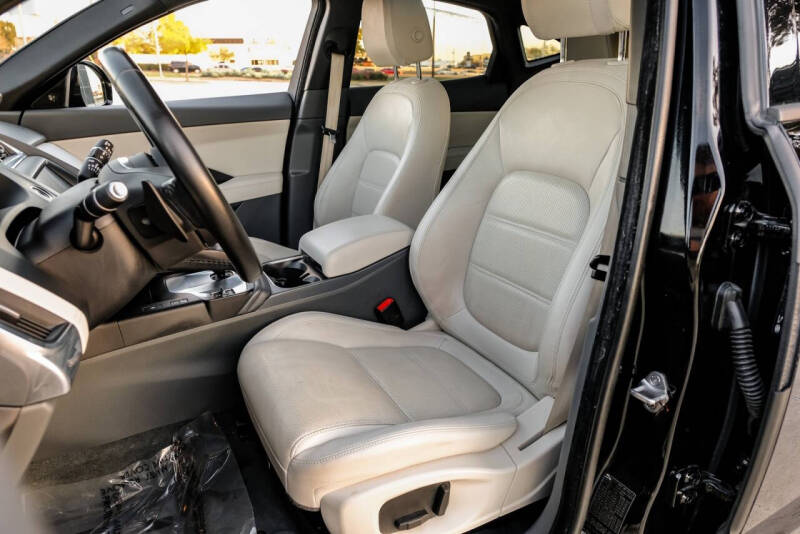 2019 Jaguar E-PACE P250 S