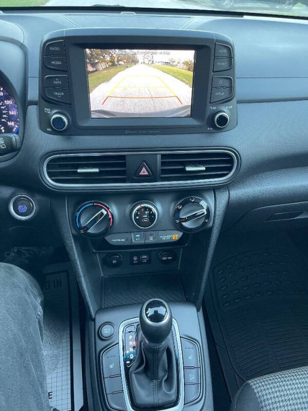 2020 Hyundai Kona SEL