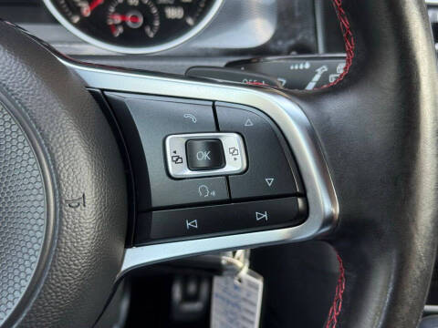 2017 Volkswagen Golf GTI S