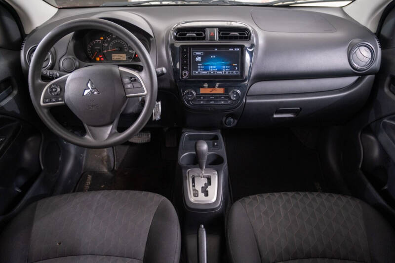 2022 Mitsubishi Mirage ES