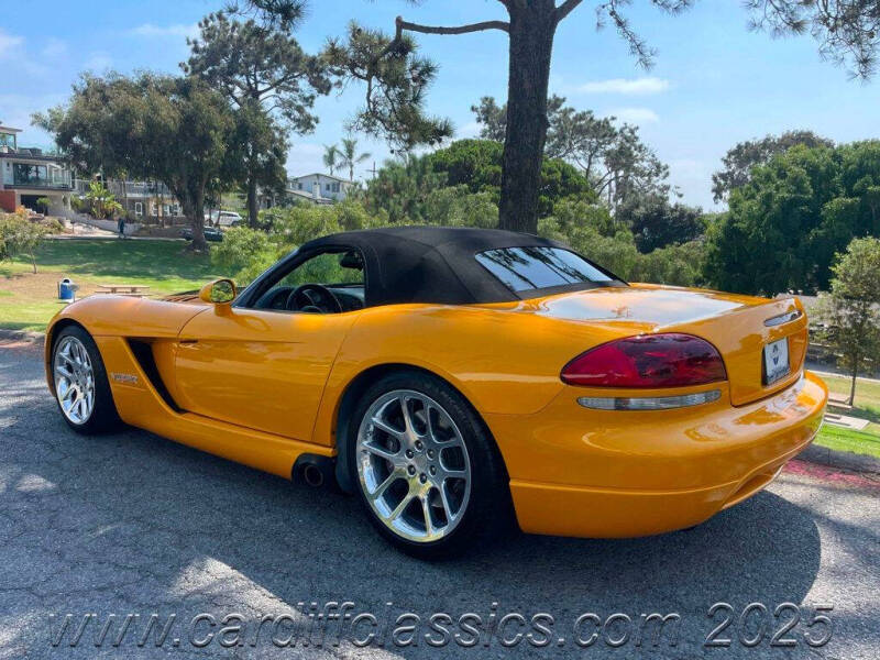 2003 Dodge Viper SRT-10