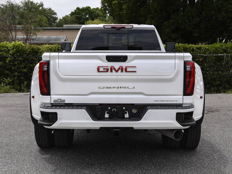 2024 GMC Sierra 3500HD Denali