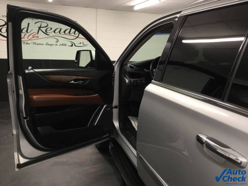 2017 Cadillac Escalade Luxury