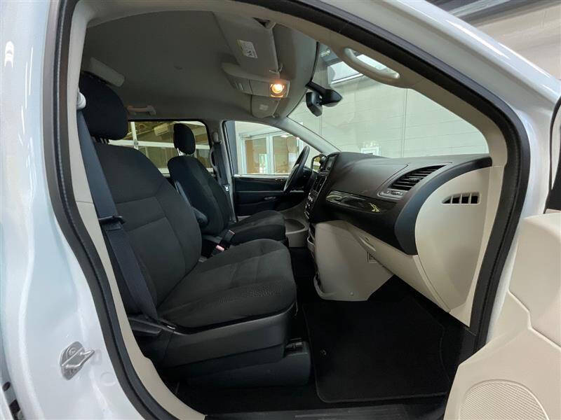 2020 Dodge Grand Caravan SE
