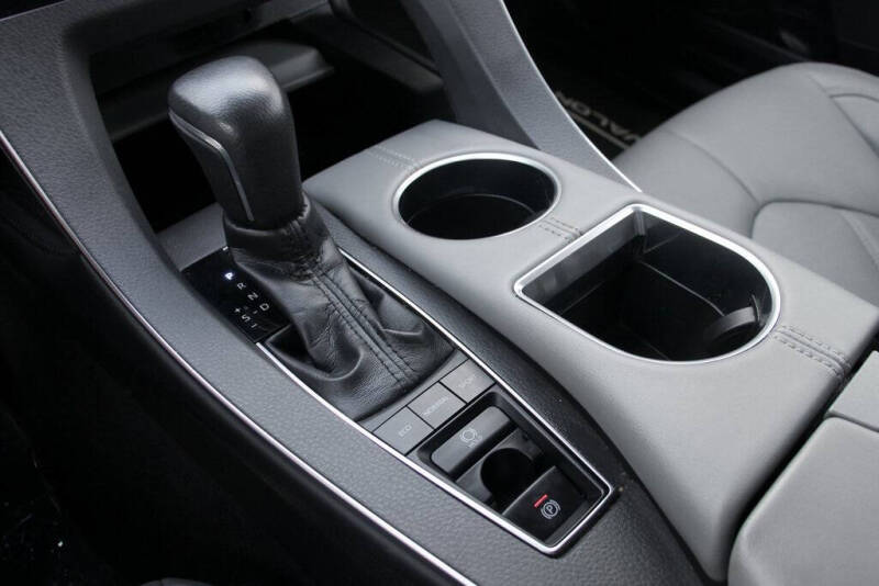 2019 Toyota Avalon XLE