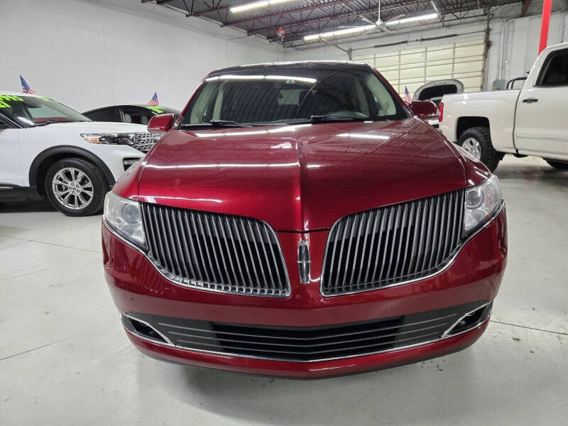 2014 Lincoln MKT