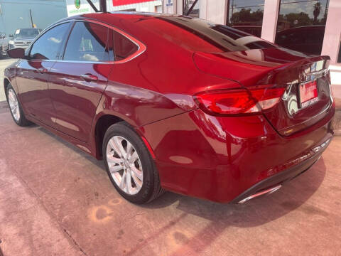 2015 Chrysler 200 Limited