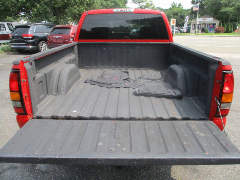 2005 GMC Sierra 2500HD