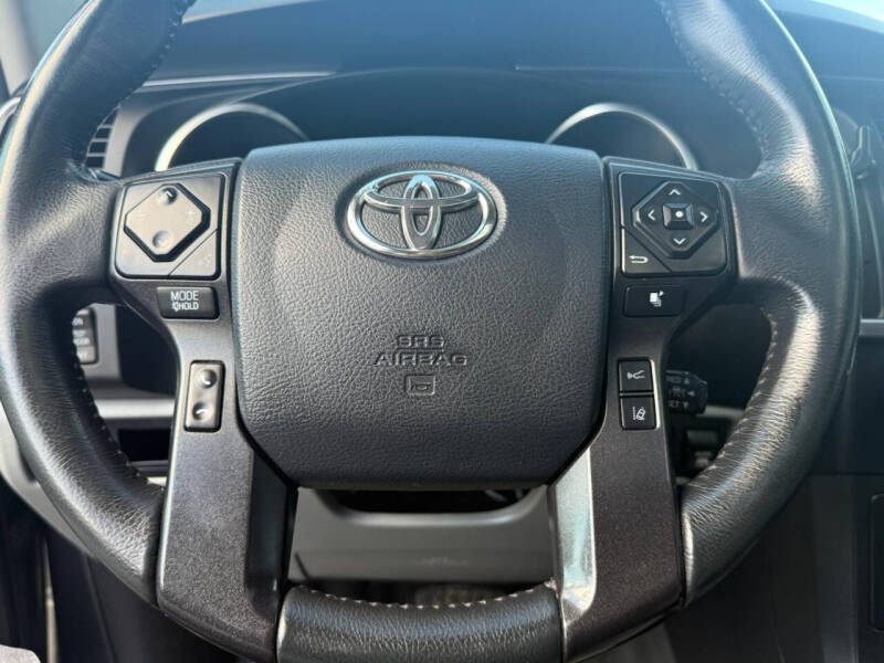 2019 Toyota Sequoia SR5
