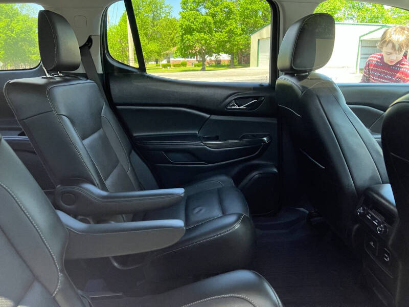 2017 GMC Acadia SLT-1