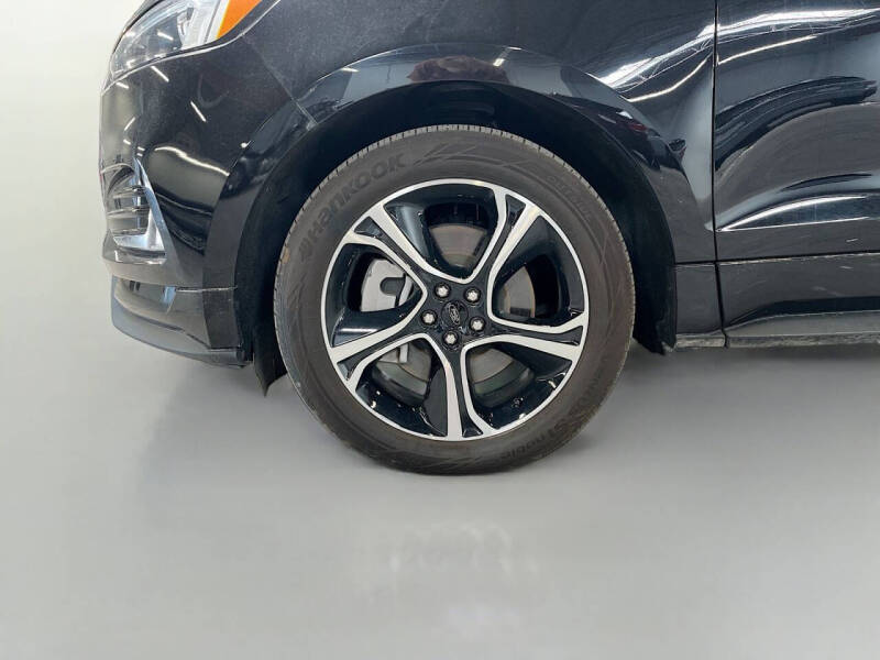 2023 Ford Edge ST