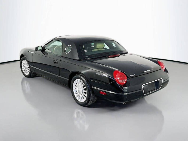 2005 Ford Thunderbird Deluxe