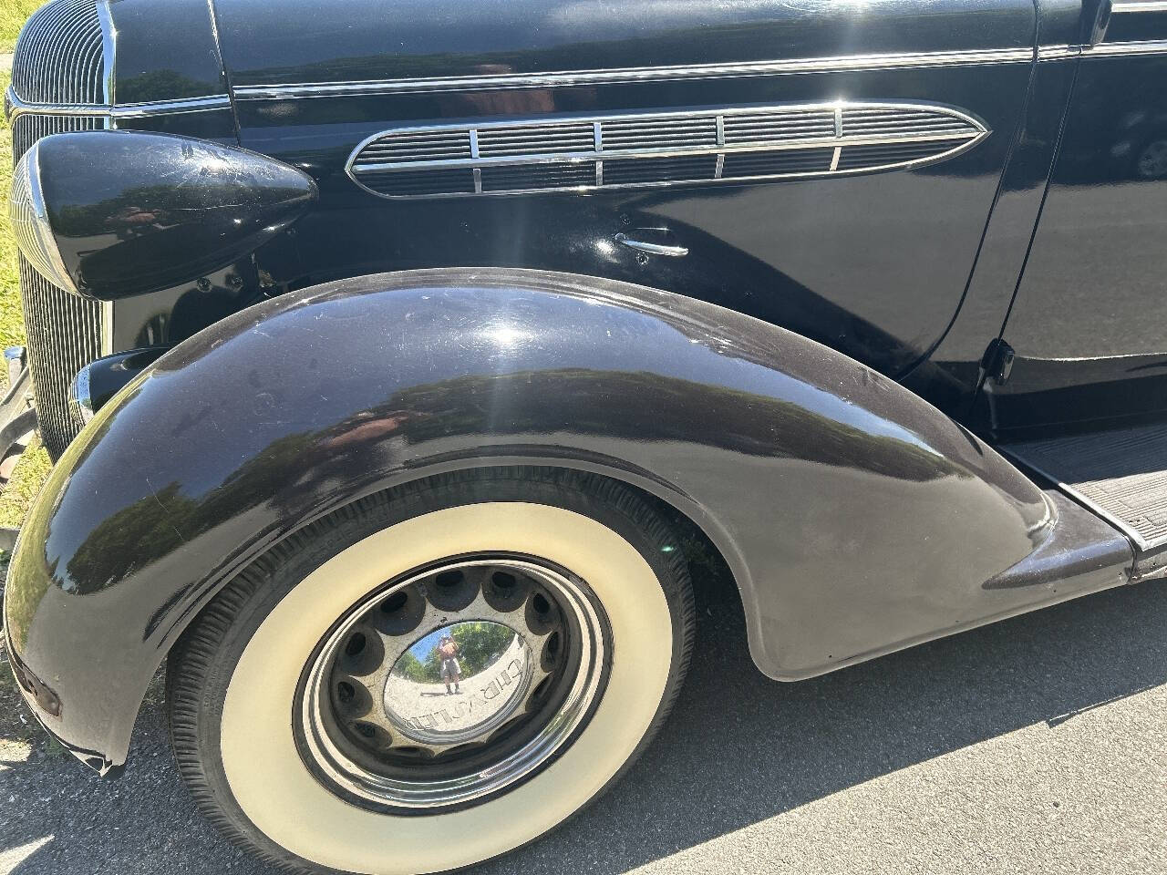 1936 Chrysler Airflow 2
