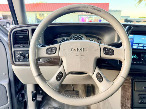 2006 GMC Yukon Denali