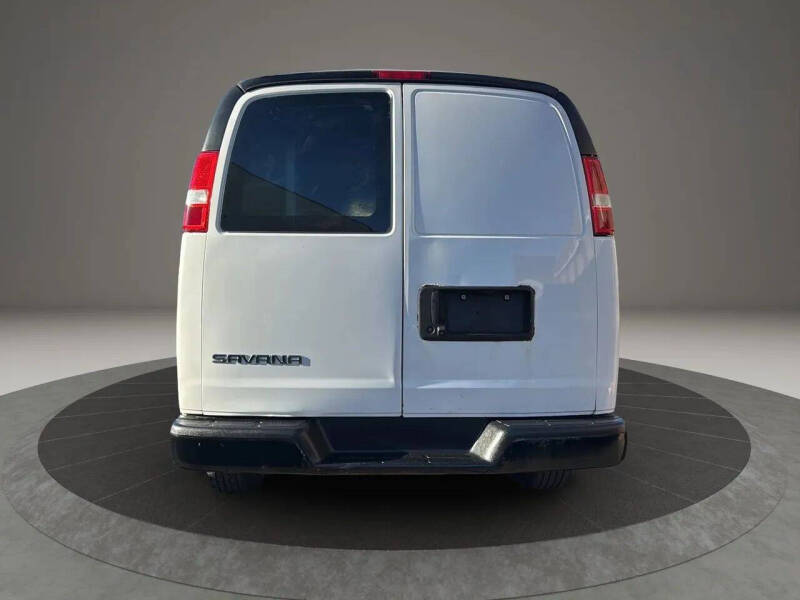 2019 Chevrolet Express 2500