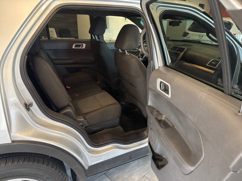 2011 Ford Explorer XLT