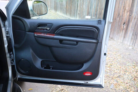 2011 Cadillac Escalade