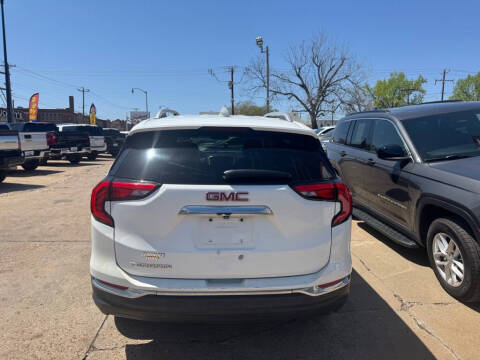 2020 GMC Terrain SLT