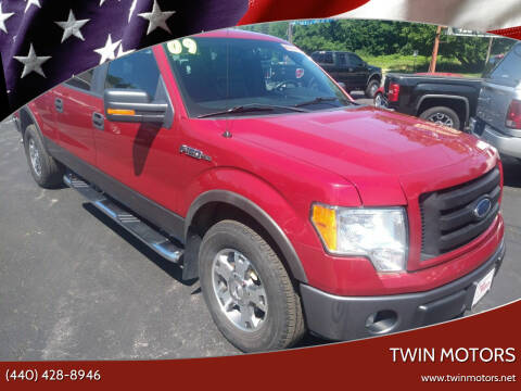 2009 Ford F-150 for sale at TWIN MOTORS in Madison OH
