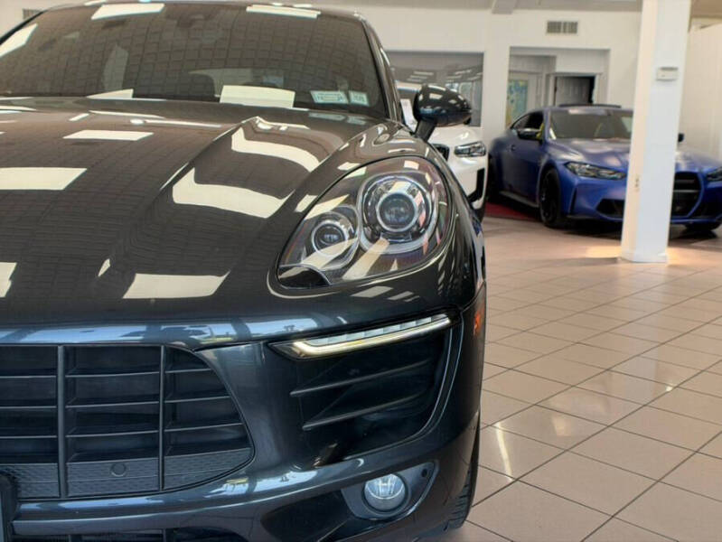 2018 Porsche Macan
