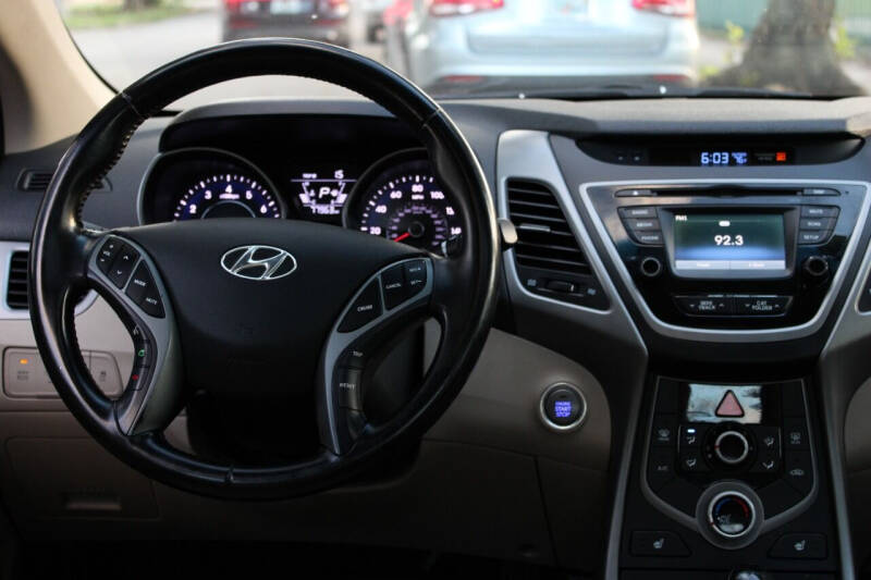 2016 Hyundai Elantra Value Edition photo 23