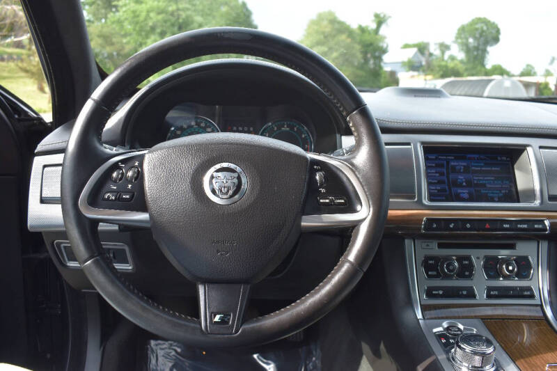 2012 Jaguar XF XFR