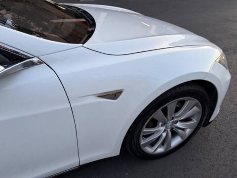 2014 Tesla Model S 85