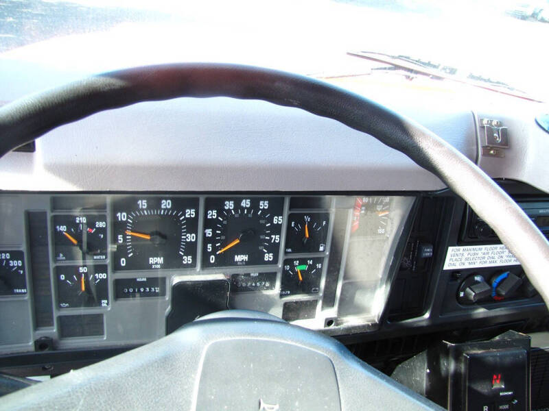 2000 International 4900