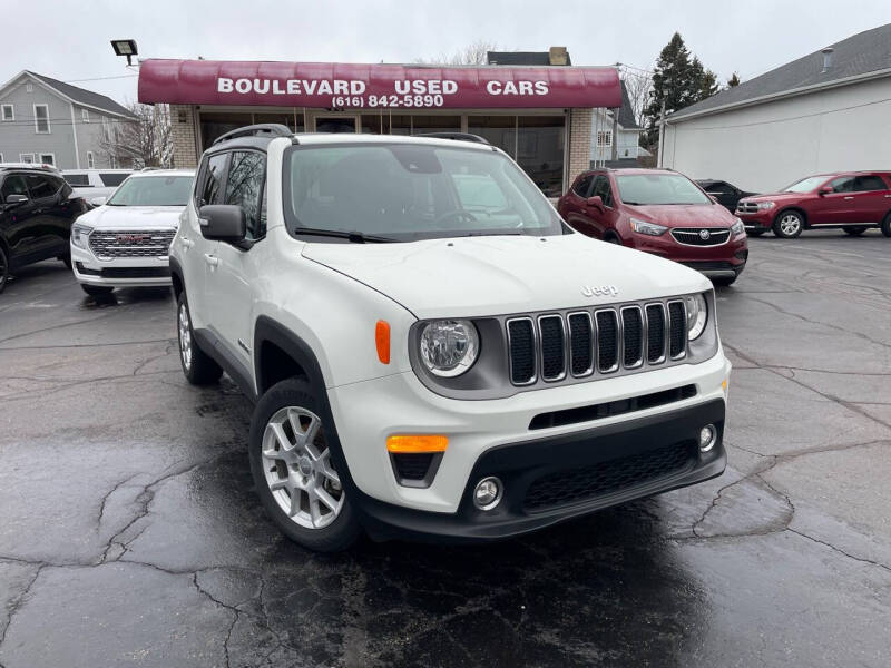 Jeep Renegade's photo