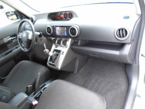 2009 Scion xB